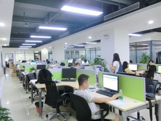 云南LED屏舞台布置